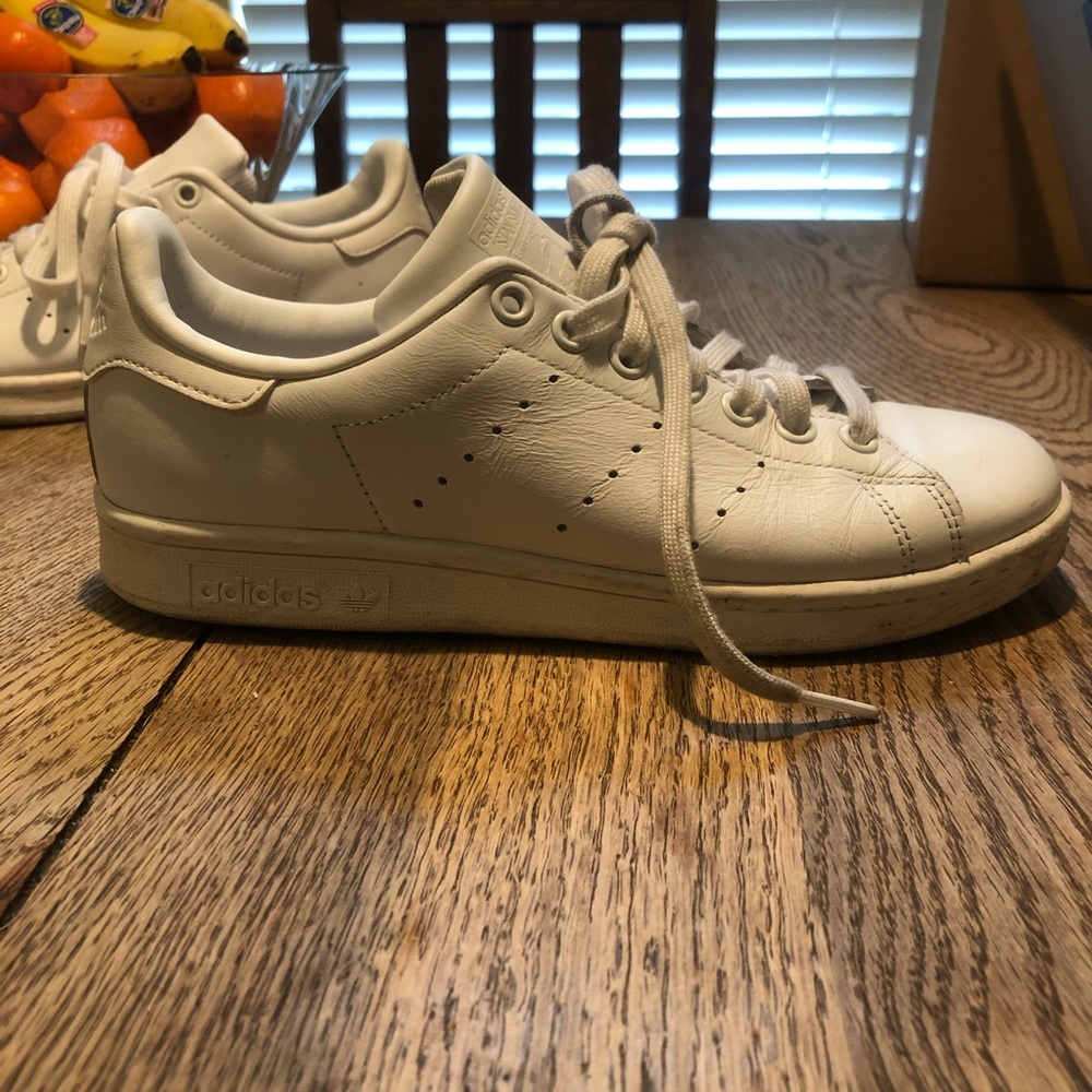 All white stan smiths - Picture 6 of 6
